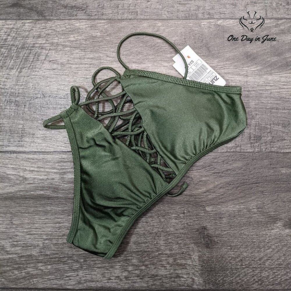 Damsel Shimmer Laceup High Neck Bikini Top Size M
